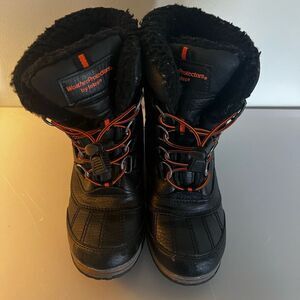 3M Thinsulate Black and Orange Kids Snow Boots